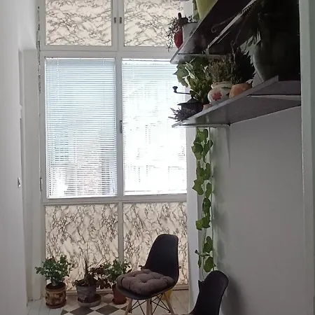 Budget - Authentic Centre #4, 3 Bedrooms, 1 Full Bathroom, 1 Toilet Appartamento *